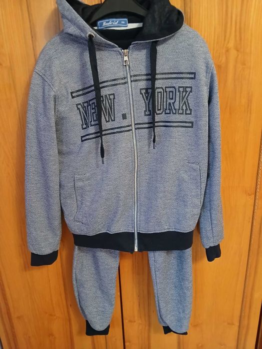 Treining baiat marimea 158