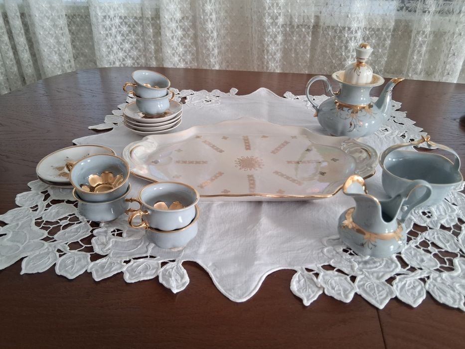 Посуда фарфоровая