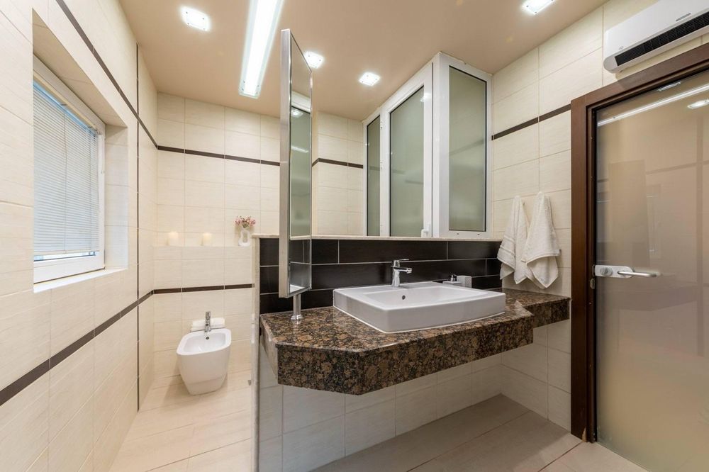 Дава се под наем Мезонет в к.к. Св.Св. Константин и Елена - 174 кв.м за 1800 € - Снимка #11