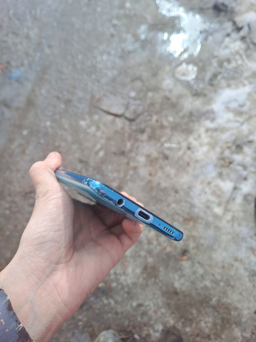 Samsung A51, 6/128 гб, 2 Сим