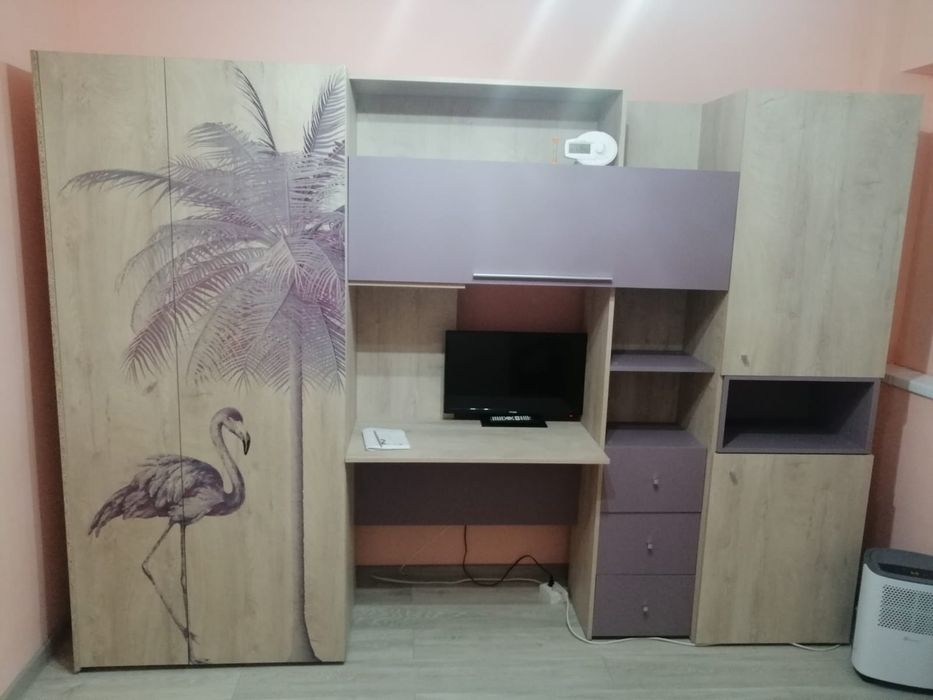 Mobiler Casa Rusu cu masă birou inclus