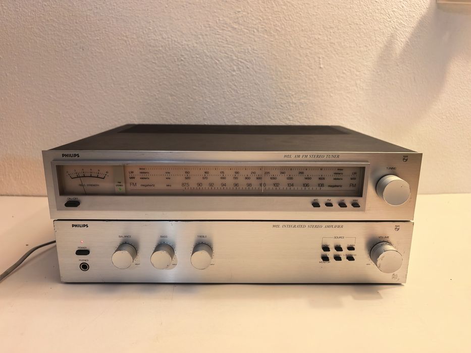 Amplificator Philips 302L si tuner 102L statie