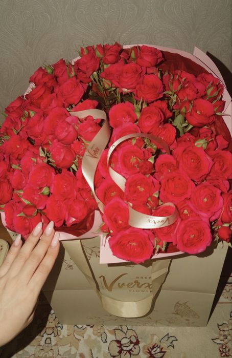 Красивый букет с коробочкой