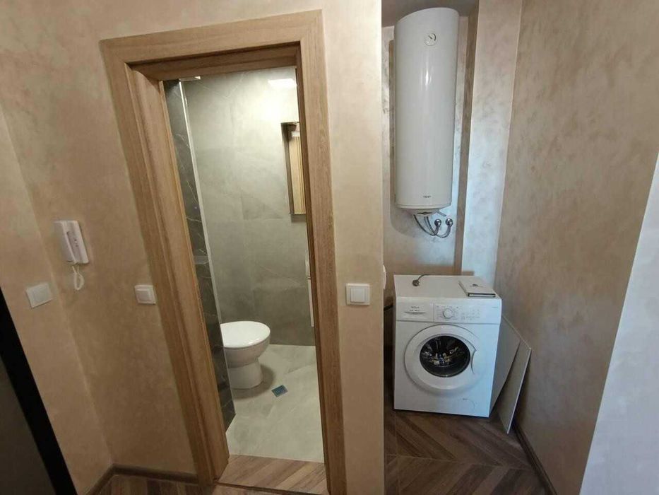 Продава се Тристаен апартамент в Пловдив, Гагарин - 114 кв.м за 769 €/кв.м - Снимка #4