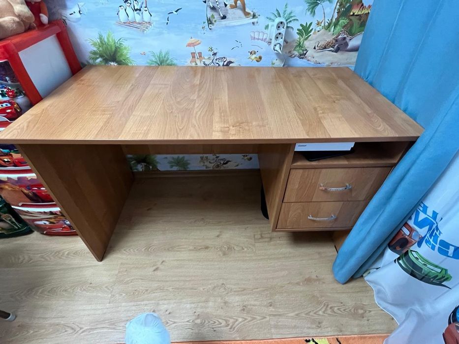 Продам рабочий офисный компьютерный стол