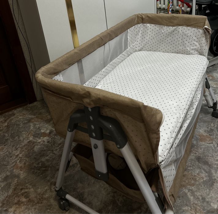 Продам Манеж-кровать Атобе!