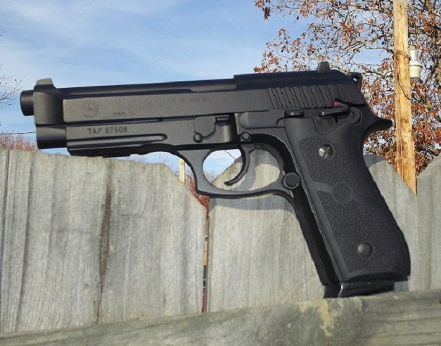 MODEL PUTERNIC!! Pistol Airsoft Taurus SEMI full metal AUTO cu CO2 gaz