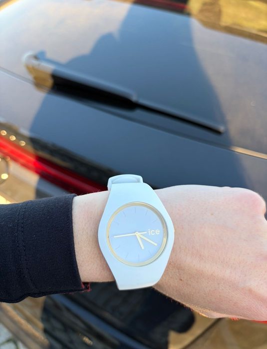 ICE Watch -Glam White/Gold– бял дамски часовник (оригинален) с кутия