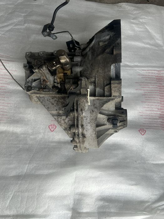 Cutie viteze Ford Transit 2.0 diesel 5 trepte cod ICIR - 7F096