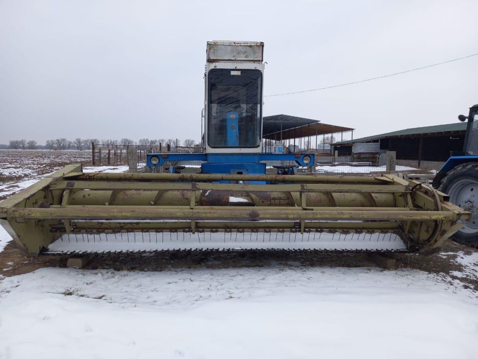 Продам Комбайн