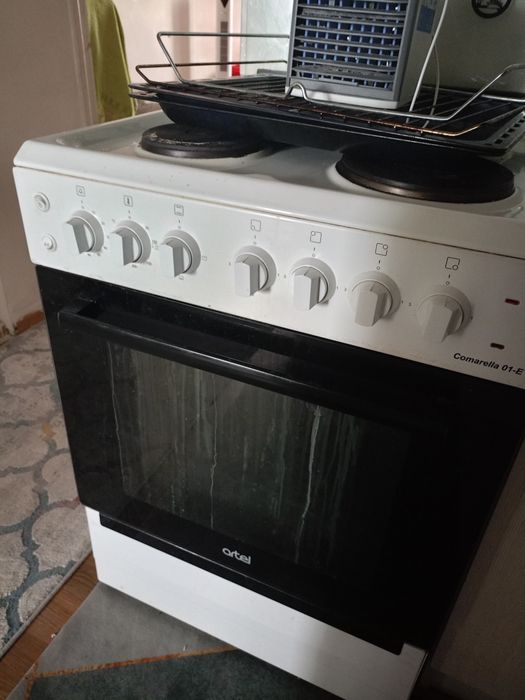 Продам электроплиту б/у