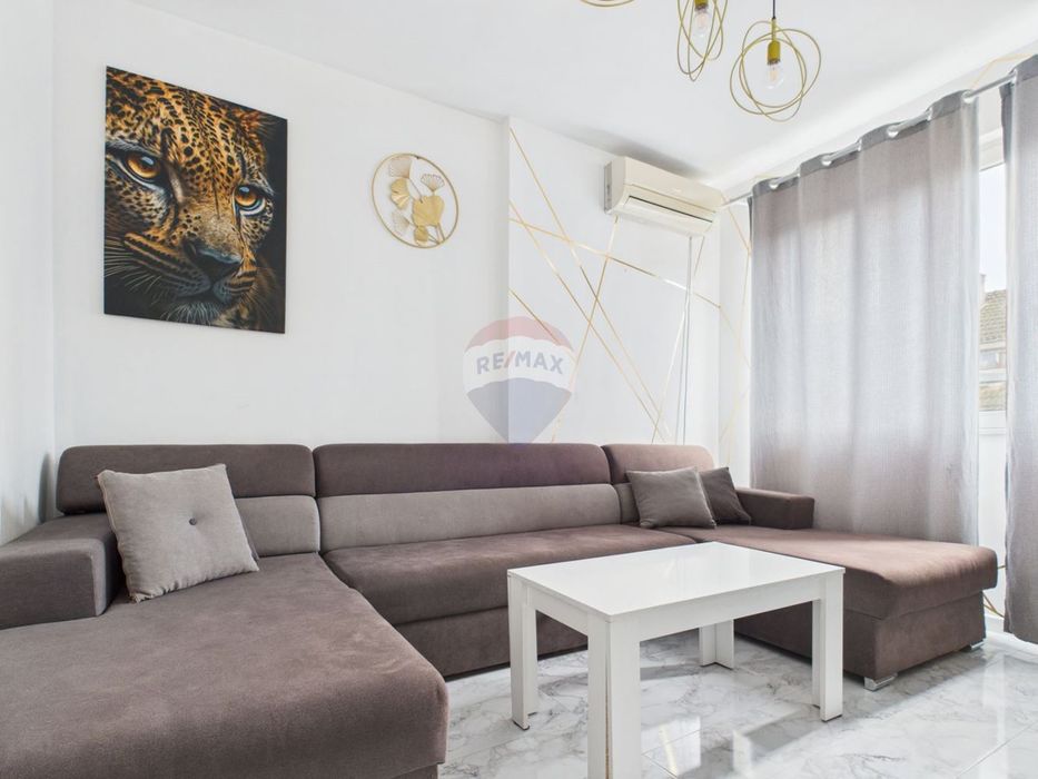 Четиристаен апартамент под наем, Червен площад ДМ4528