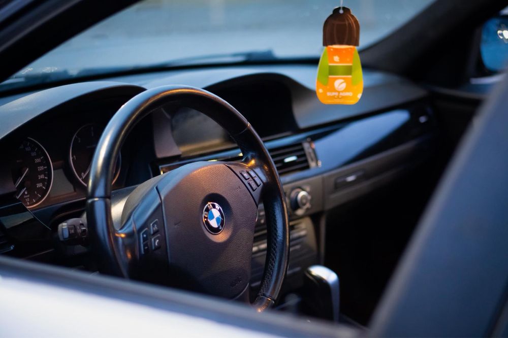 BMW Seria 3 E91 LCI 2011 – 320d 177CP – Automat