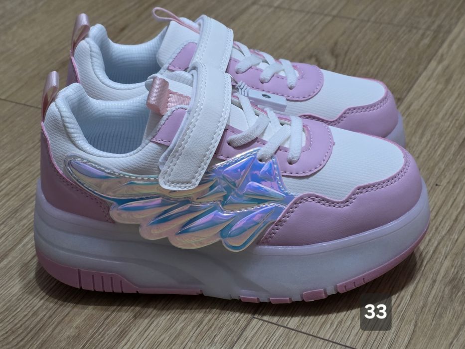 Role adidas cu leduri