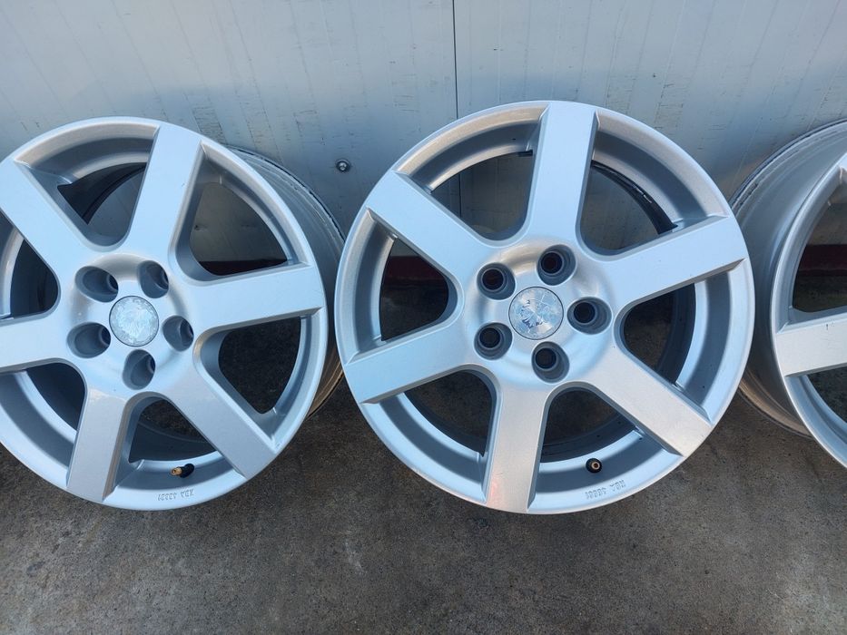 Jante aluminiu r16 / Mazda Dacia Renault Nissan Kia Hyundai / 5x114,3