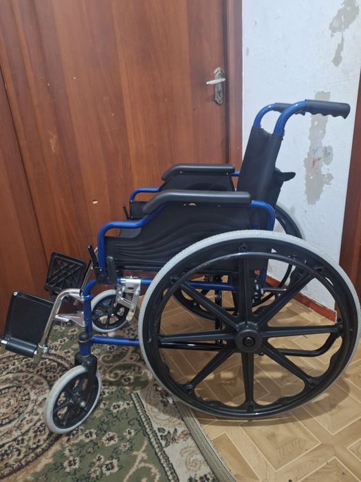 Инвалидная коляска