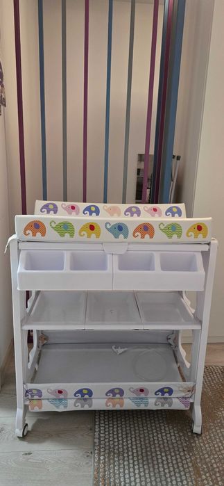 Masă Mappy Smart 2-în-1 pentru înfășat bebeluşi, cu cădiță inclusă