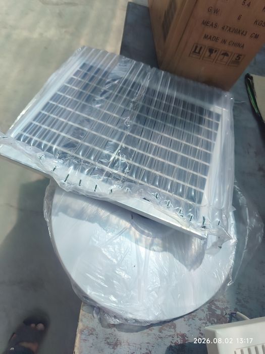 Ventilator quyosh paneli bilan. Akumlatori 18.000 mah