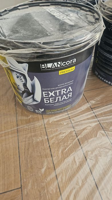 Продам краску акриловую