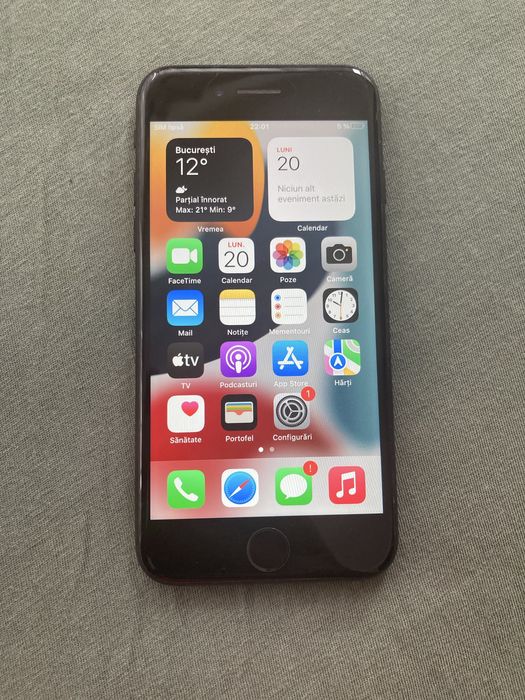 Se 2021 de 64gb . Baterie 74%