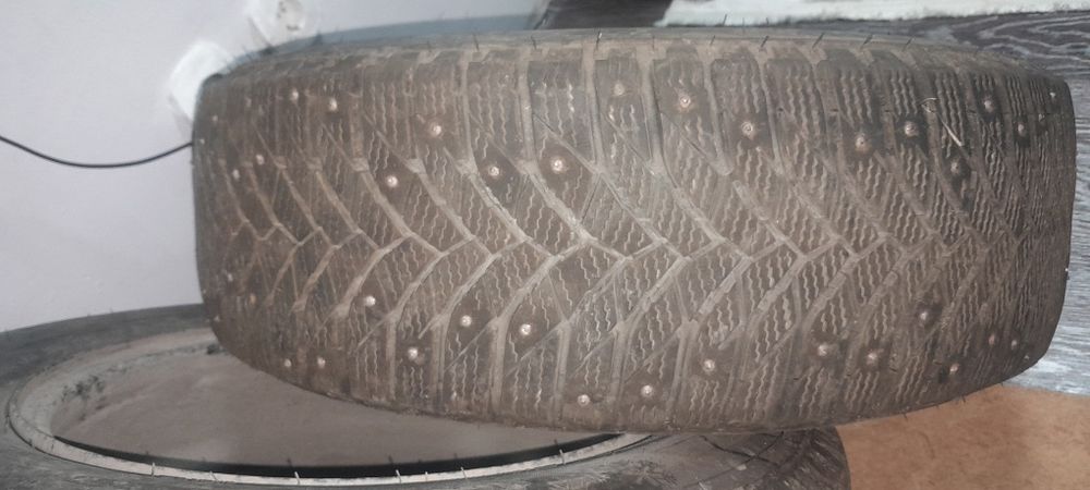 Резина с дисками R 15 205/65