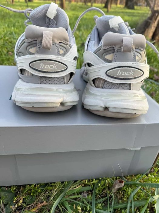 Balenciaga track led