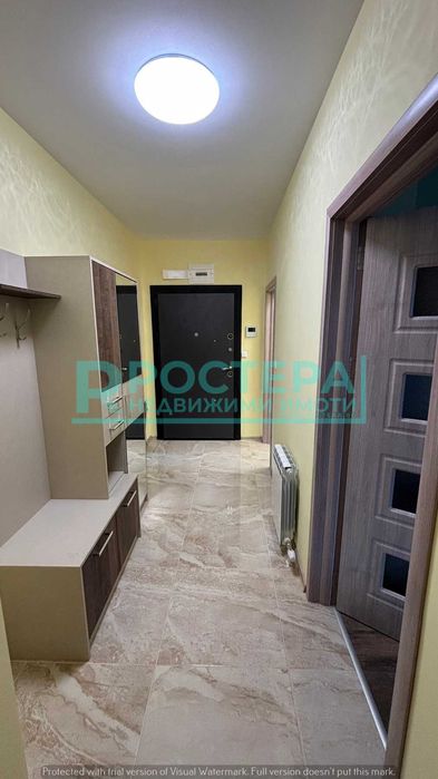 Дава се под наем Тристаен апартамент в Търговище, Център - 80 кв.м за 298.86 € - Снимка #6