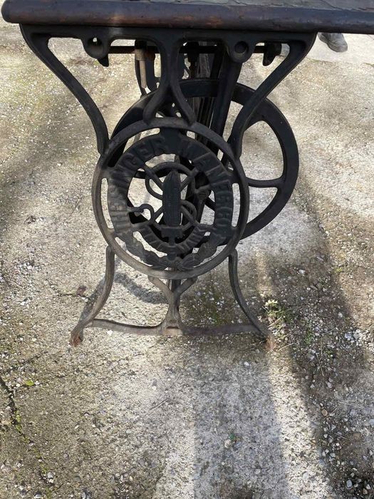 Стойки от шевна машина СИНГЕР / SINGER-150лв