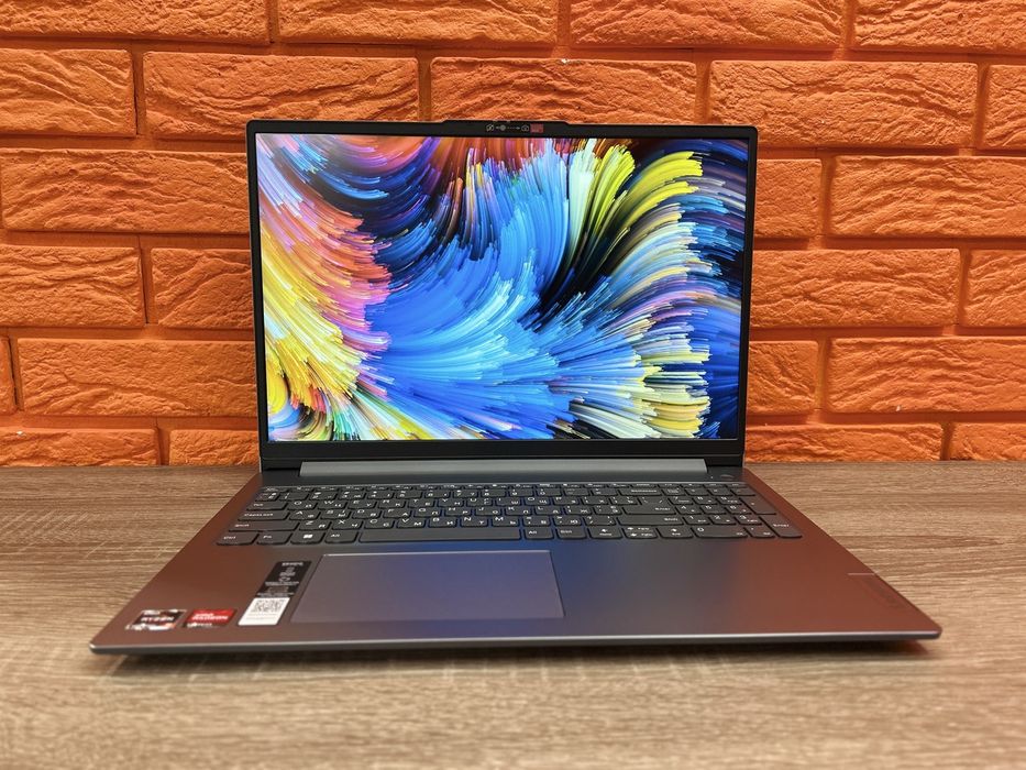 НоутБук Lenovo R5