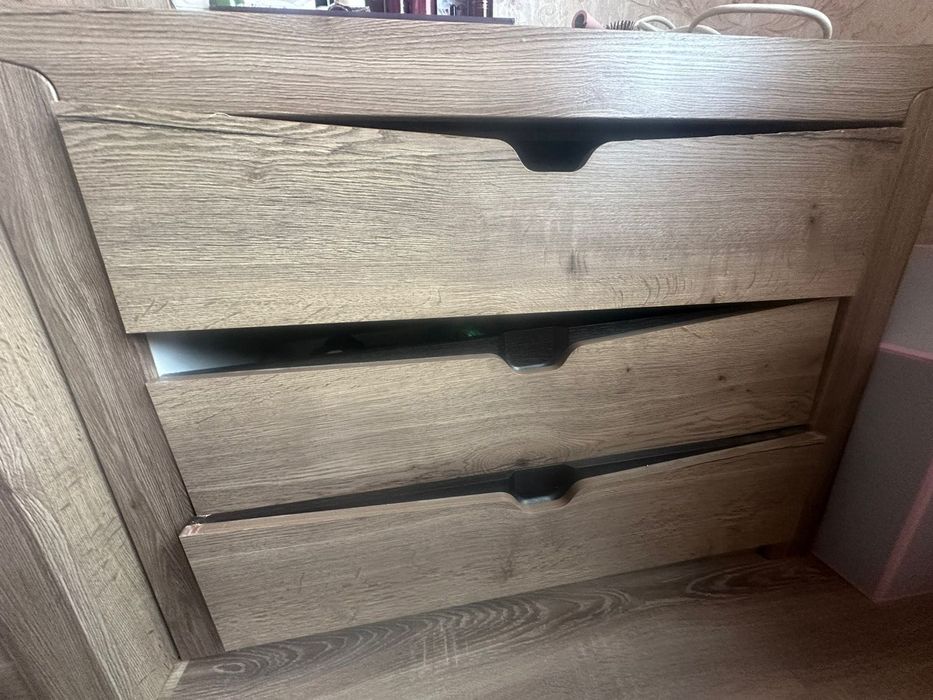 Спальный гарнитур