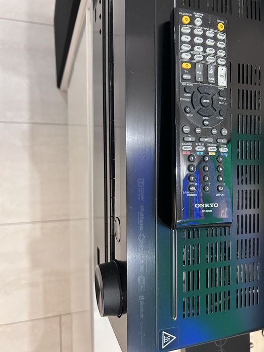 Onkyo TX-NR 636 …..