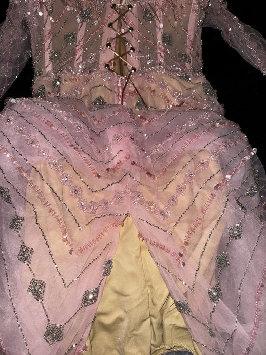 Продавам чисто нова бална рокля!ЦЕНАТА Е ПО ДОГОВАРЯНЕ!