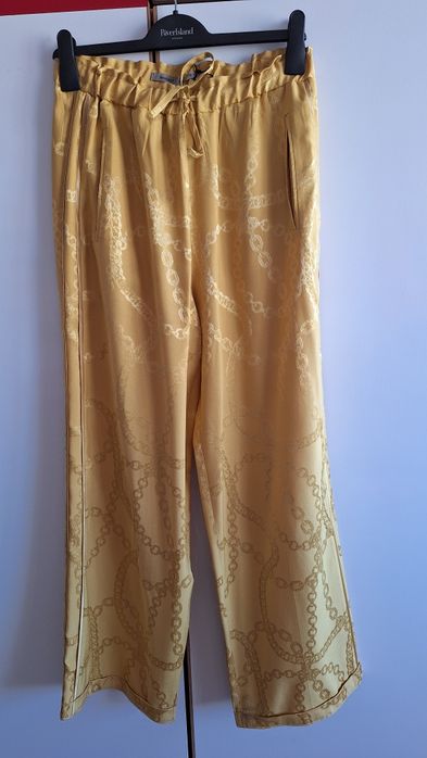 Pantaloni largi, de matase