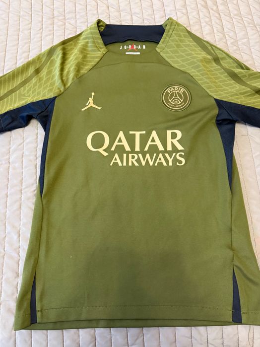 Оригинални тениски на пари сен  Жермен и манчистер Юнайтед