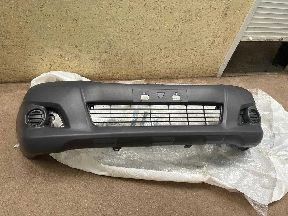 Капот Бампер Фара Крыло Решетка Радитаор Хайлюкс 2012 Hilux