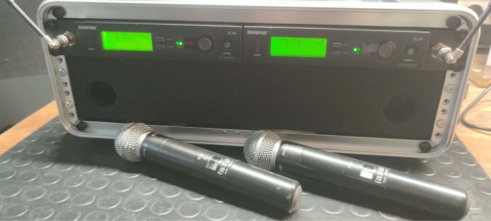 Микрофони- професионален сет 2х Shure SLX4/SLX2 SM58 (R5) в Кейс Proel