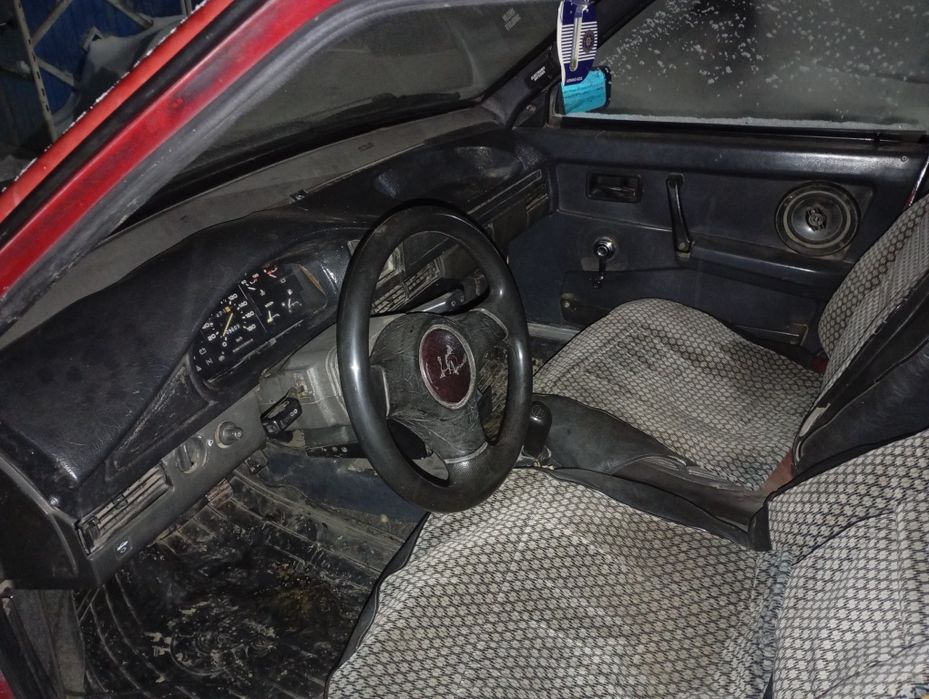 Ваз 2109  на полном ходу