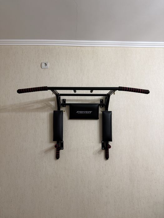 Турник 3в1 почти новый