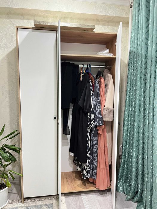 Продаётся шкаф новый