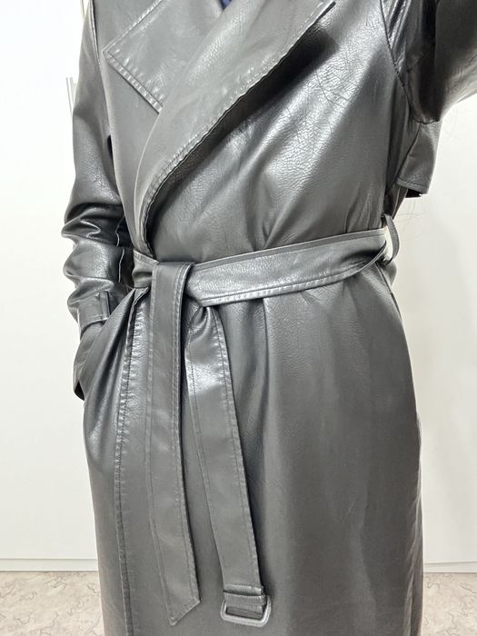 Продам плащ под кожу ,44-46