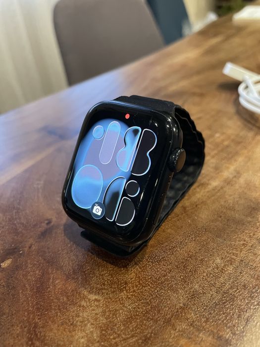 Apple watch 8 45mm GPS