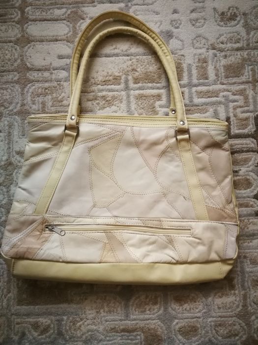 Продам женскую сумочку.