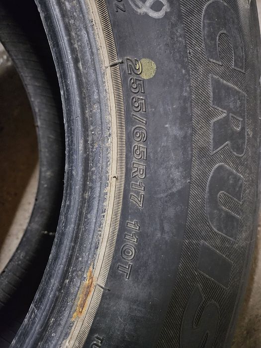 Продается шипованные шины комлект!