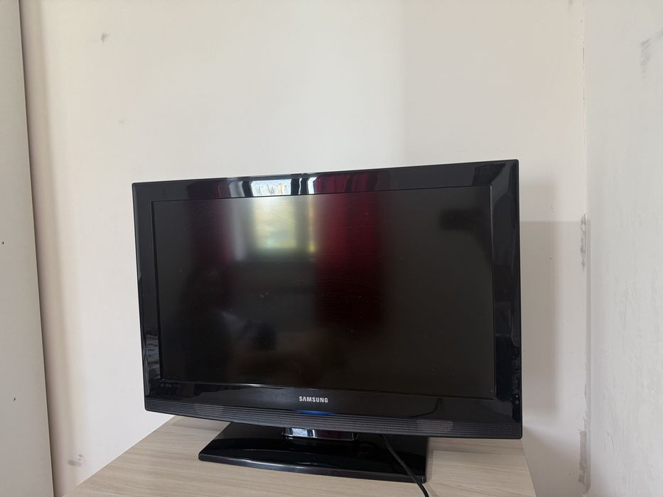 Продам телевизор