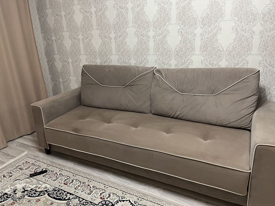Продам диван в хорошим состлянии
