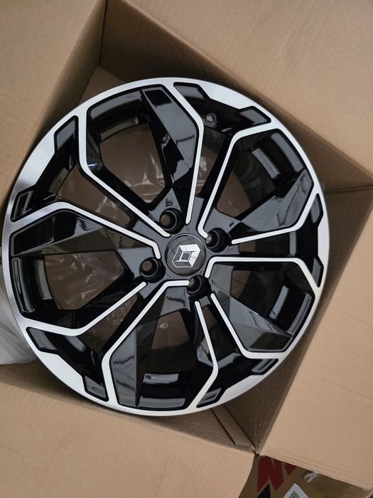 Jante de aliaj Renault pe 16 marca silver line