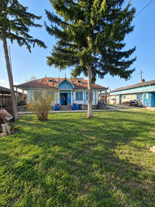 Proprietate  cu teren și gospodărie completă