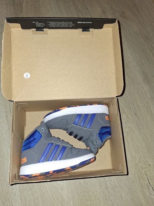 Adidas mid hoops 2.0