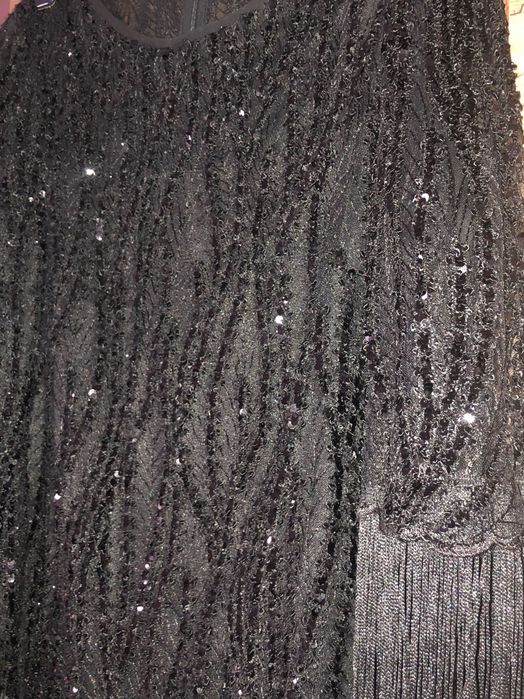 Rochie ocazie scurta neagra franjuri si paiete