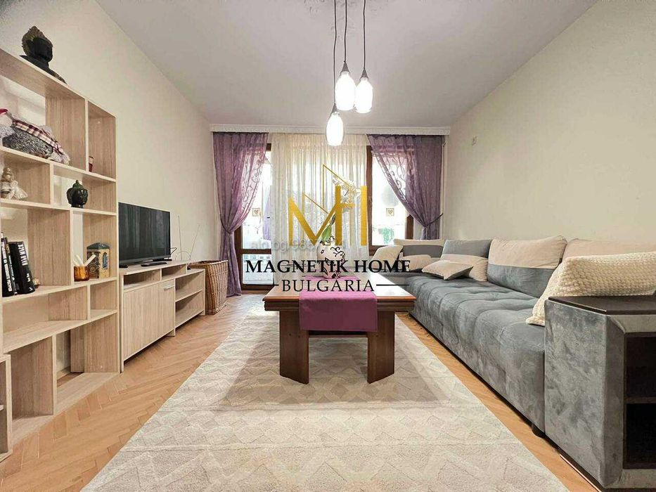 Безупречен двустаен апартамент с отделна кухня в ж.к. Лазур